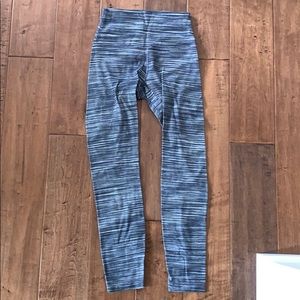 LuluLemon Wunder Under High Waisted Stripped